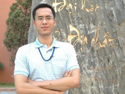 Thủ khoa lương thấp hơn người giữ trẻ